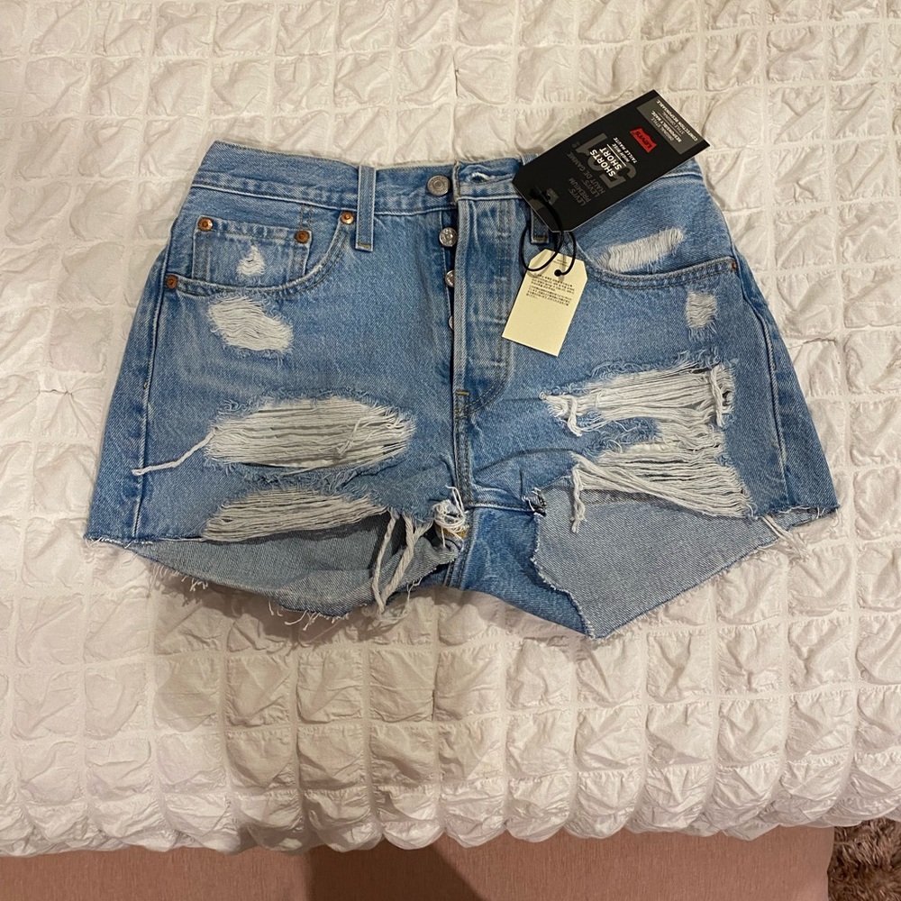 high rise levi’s 501 shorts